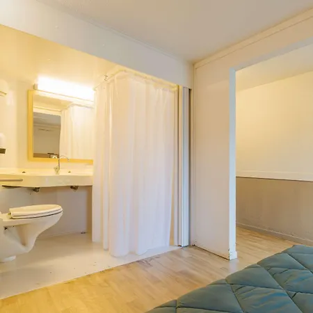 Premiere Classe Hotel