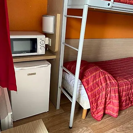 Premiere Classe Отель Бове