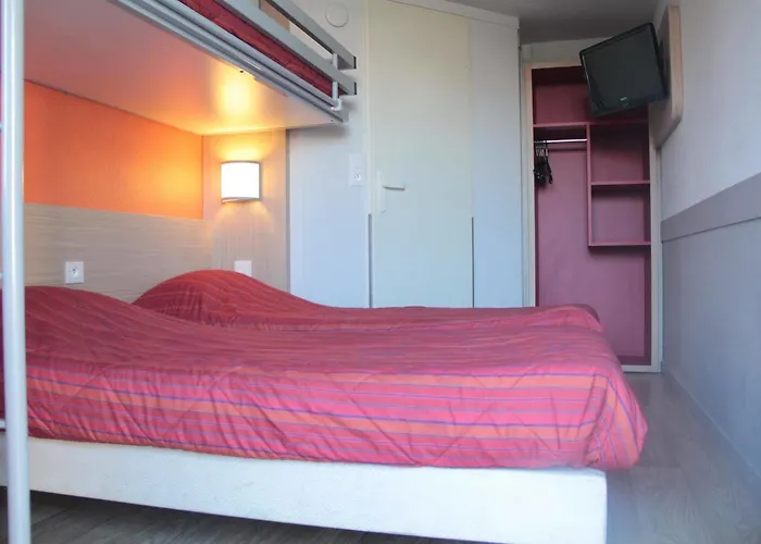 Premiere Classe Hotel *