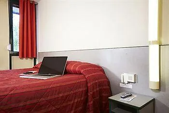 Hotel Premiere Classe Beauvais